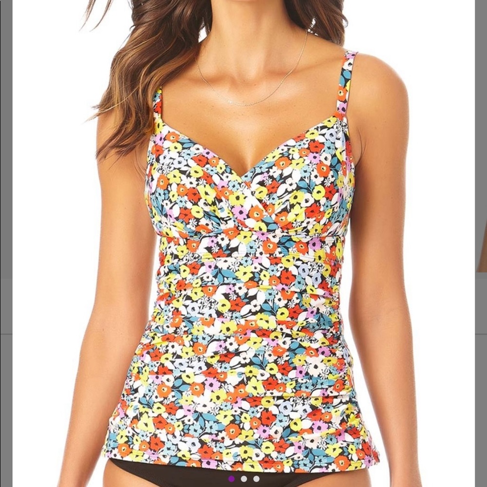 NWT ANN COLE Blue and Red flower field tankini top